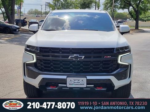 Used 2024 Chevrolet Suburban Z71 w/ Off-Road Capability Package image 8