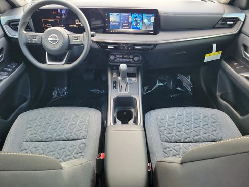 New 2026 Nissan Kicks SV w/ SV Premium Package image 12