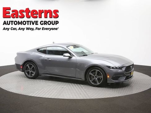 Used 2025 Ford Mustang Coupe RWD image 44