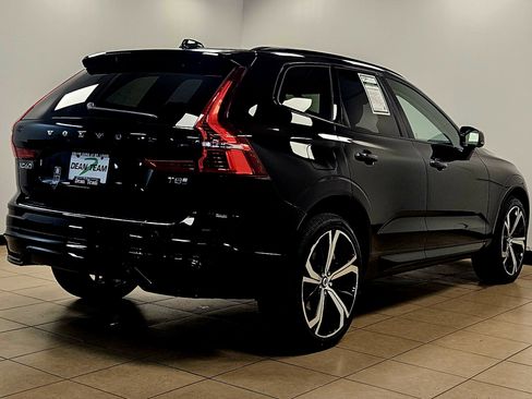 Used 2025 Volvo XC60 T8 Ultra w/ Protection Package Premier image 4