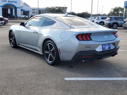 Used 2024 Ford Mustang Coupe image 4