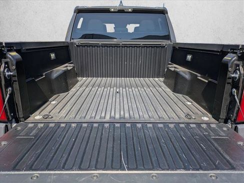 Used 2025 Toyota Tacoma SR5 RWD image 7
