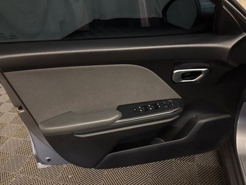 Certified 2025 Kia K4 EX image 7