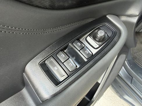 Used 2025 Subaru Outback Wilderness AWD/4WD image 12