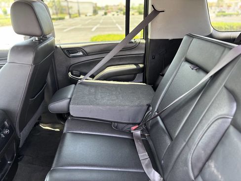 Used 2017 GMC Yukon XL SLT AWD/4WD image 24