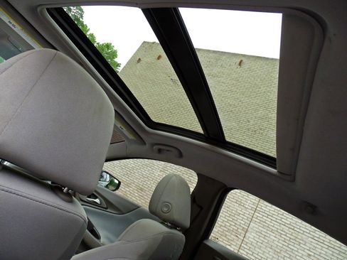 Used 2024 Chevrolet Malibu LT FWD image 24