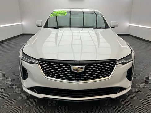 Used 2021 Cadillac CT4 Luxury RWD image 2