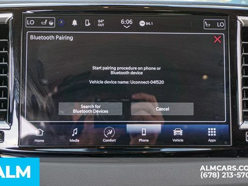 Used 2024 Chrysler Pacifica Touring-L FWD image 42