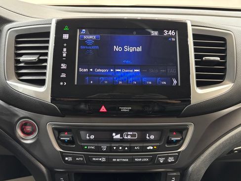 Used 2016 Honda Pilot EX-L image 17