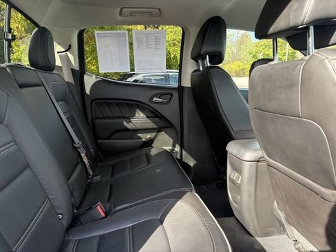 Certified 2022 GMC Canyon Denali image 18
