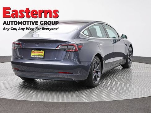 Used 2018 Tesla Model 3 Long Range RWD image 5