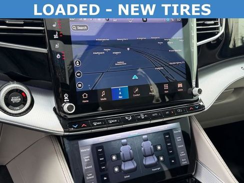 Used 2022 Jeep Grand Wagoneer Series I AWD/4WD image 15