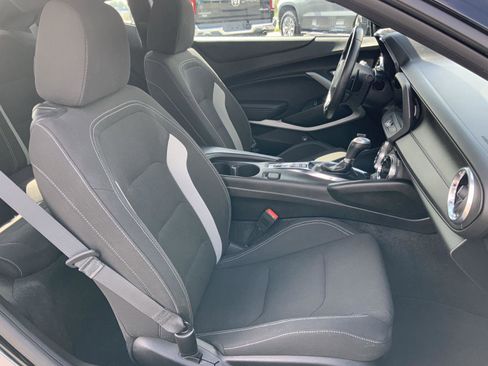 Used 2019 Chevrolet Camaro LT w/ Technology Package RWD image 52