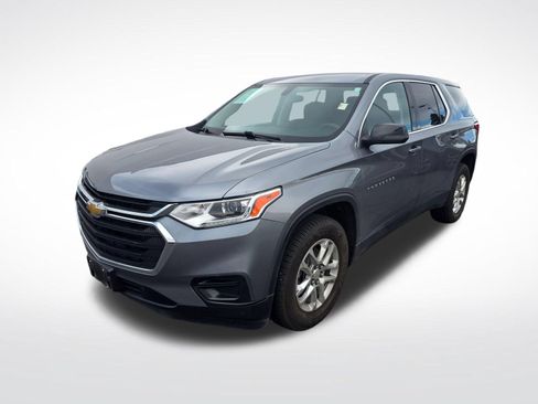 Used 2021 Chevrolet Traverse LS AWD/4WD image 2
