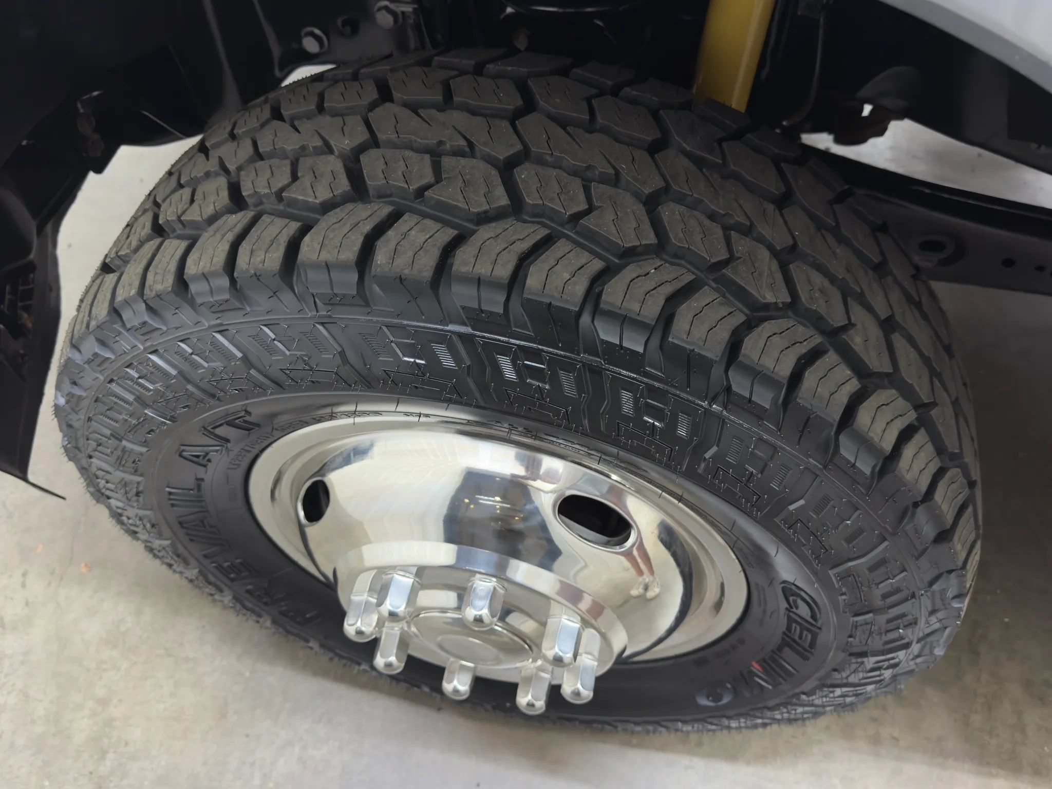 Used 2024 Ford F350 XL w/ FX4 Off-Road Package AWD/4WD image 9