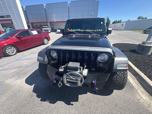 Used 2020 Jeep Wrangler Unlimited Sport AWD/4WD image 16