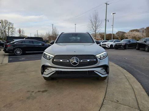 Used 2026 Mercedes-Benz GLC 300 image 4