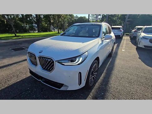 New 2025 BMW X3 xDrive30i w/ Premium Package image 23