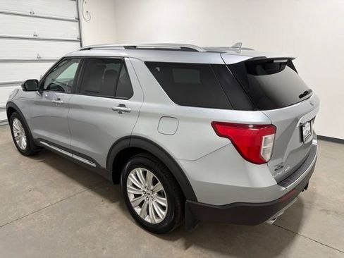 Used 2020 Ford Explorer Limited w/ Class III Trailer Tow Package AWD/4WD image 6