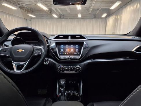 Used 2021 Chevrolet TrailBlazer ACTIV w/ Sun and Liftgate Package image 10