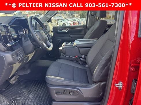 Used 2025 Chevrolet Silverado 1500 LT image 10