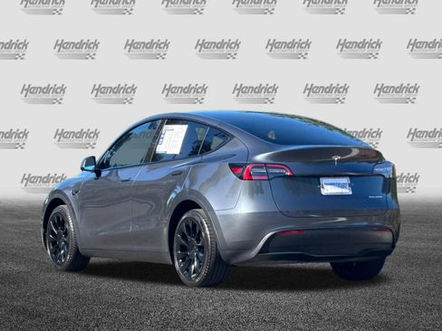 Used 2023 Tesla Model Y Long Range AWD/4WD image 7