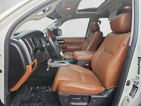 Used 2016 Toyota Sequoia Platinum AWD/4WD image 17