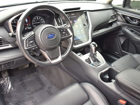 Used 2021 Subaru Outback Limited XT w/ Popular Package #2 AWD/4WD image 3
