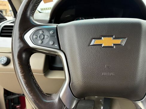 Used 2020 Chevrolet Suburban Premier image 28