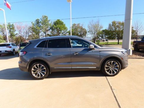 Certified 2023 Lincoln Nautilus Reserve w/ Luxury Package image 8