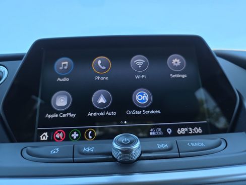 Used 2020 Chevrolet Blazer LT AWD/4WD image 22
