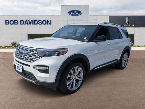 Certified 2021 Ford Explorer Platinum w/ Equipment Group 601A AWD/4WD image 1