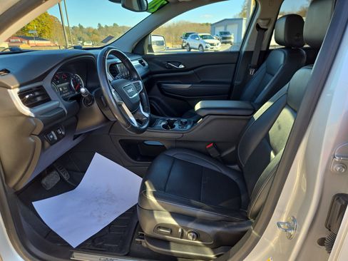 Used 2020 GMC Acadia SLT image 12