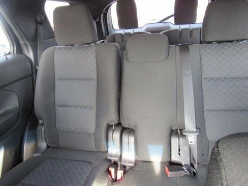 Used 2015 Ford Explorer XLT image 25