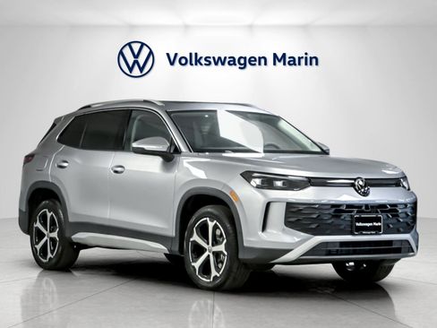 New 2026 Volkswagen Tiguan SE image 7