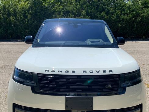 Used 2023 Land Rover Range Rover Long Wheelbase SE AWD/4WD image 7