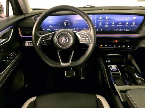 Used 2025 Buick Envision Sport Touring image 5