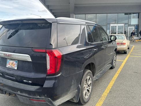 Used 2022 GMC Yukon SLE w/ Max Trailering Package image 5