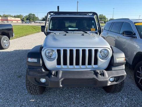 Used 2023 Jeep Wrangler Unlimited Sport AWD/4WD image 12