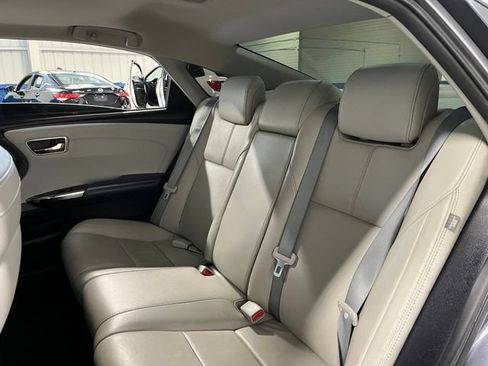 Used 2014 Toyota Avalon XLE Touring FWD image 18