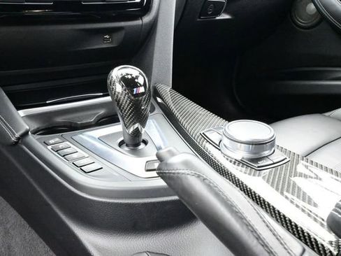 Used 2018 BMW M3 RWD image 11