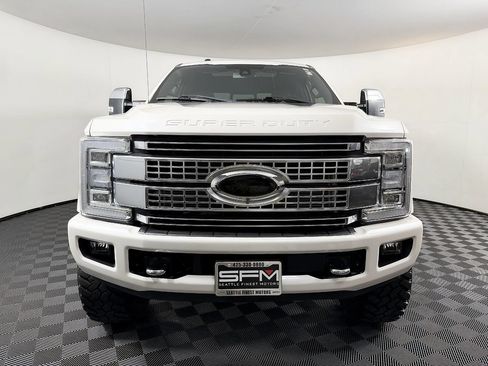 Used 2017 Ford F350 Platinum w/ Platinum Ultimate Package AWD/4WD image 5