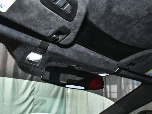 Used 2015 Chevrolet Corvette Z06 w/ 3LZ Preferred Equipment Group image 46