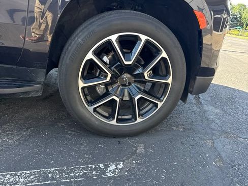 Used 2024 Chevrolet Suburban RST RWD image 50