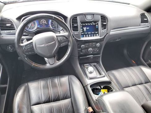Used 2022 Chrysler 300 S image 11