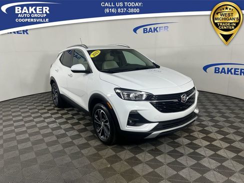 Used 2023 Buick Encore GX Select w/ Safety Package II image 2