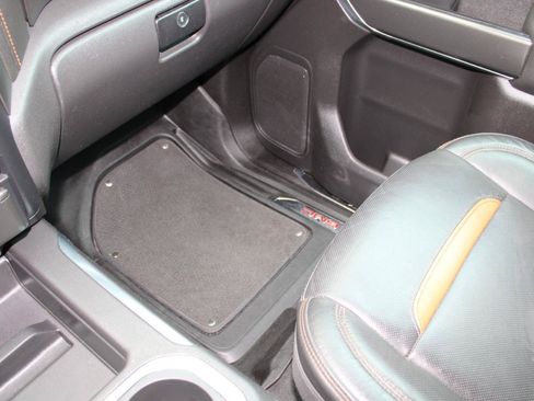 Used 2021 GMC Sierra 1500 AT4 AWD/4WD image 25