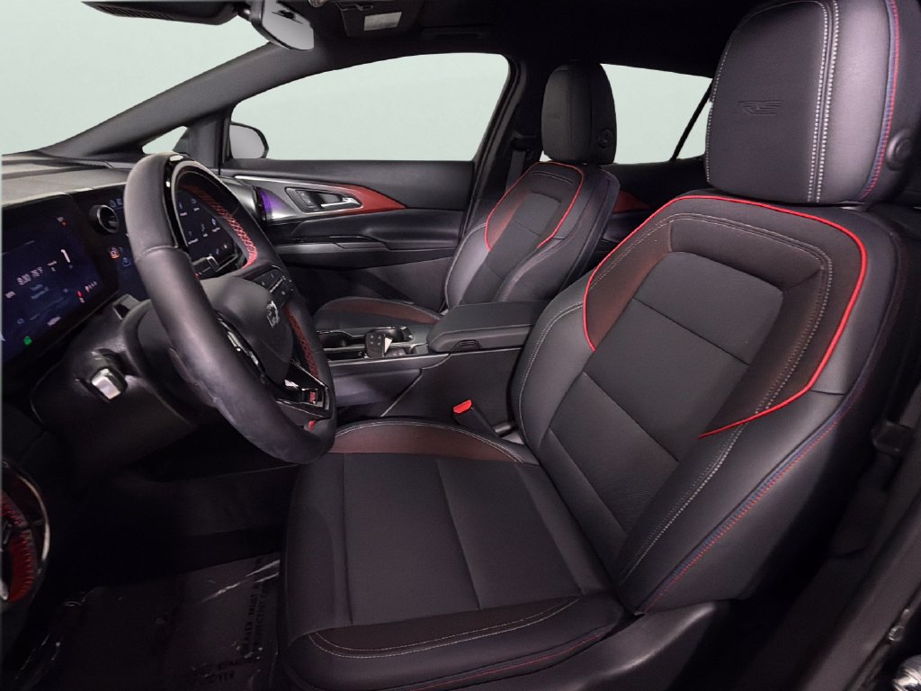 Used 2024 Chevrolet Equinox EV RS FWD image 17