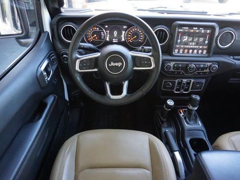 Used 2018 Jeep Wrangler Unlimited Sahara w/ Dual Top Group AWD/4WD image 37