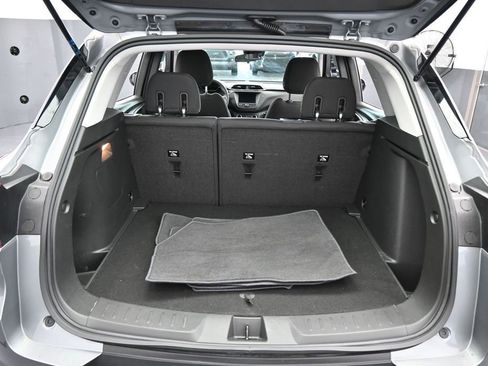 Used 2023 Chevrolet TrailBlazer LS FWD image 38